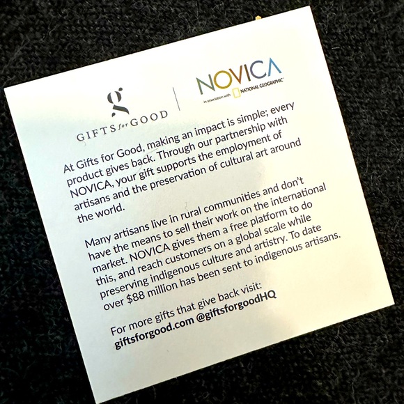 Brand New Black Scarf! Never worn!! - Picture 3 of 4